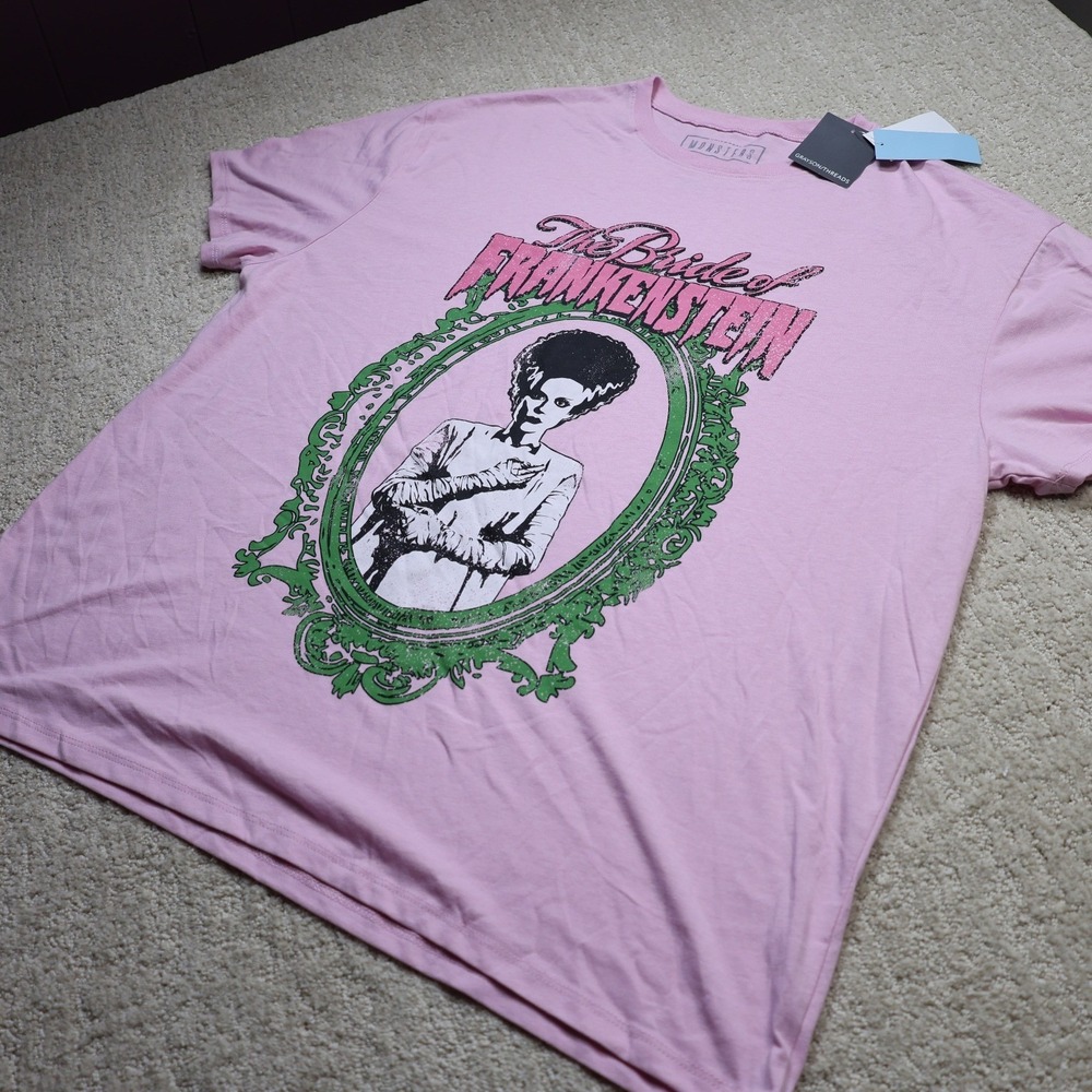 Grayson Threads Universal Monsters Bride of Frankenstein Pink Graphic Tee Large